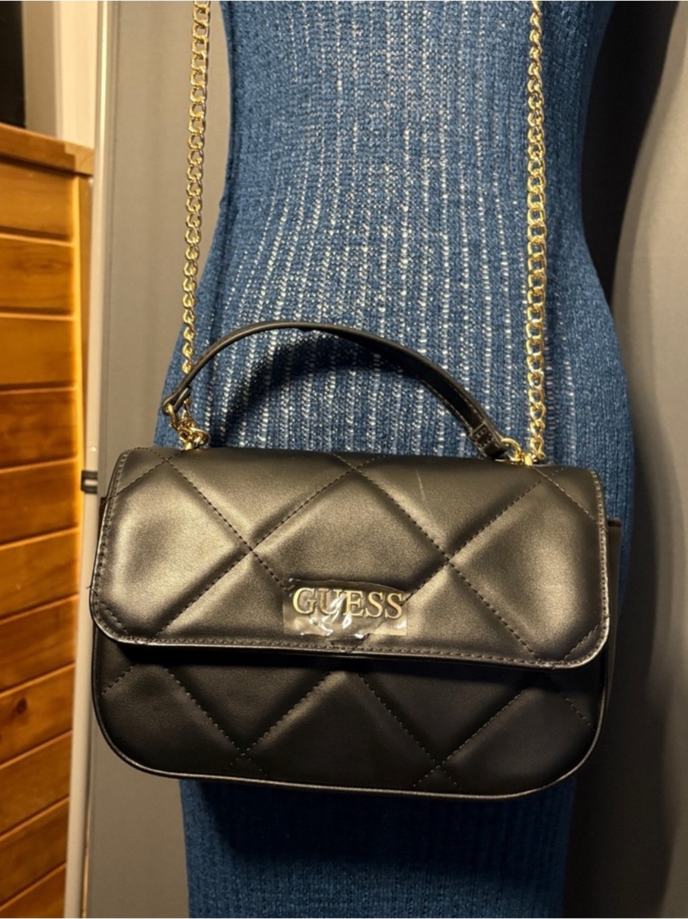 Guess NWT Black Quilted Crossbody Bag - Picture 5 of 12